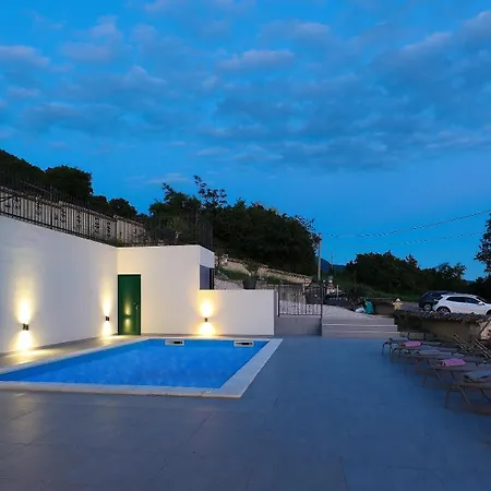House With A Swimming Pool Dolenja Vas, Istria - Sredisnja Istra - 20747 Дом отдыха *