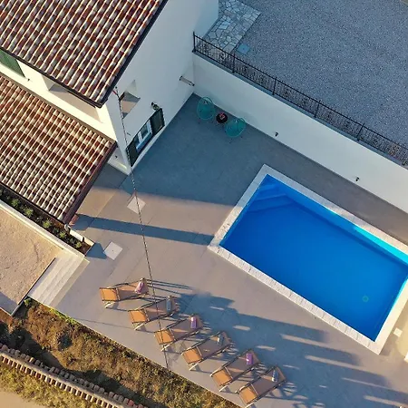 House With A Swimming Pool Dolenja Vas, Istria - Sredisnja Istra - 20747 Дом отдыха